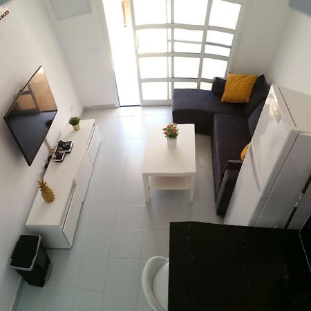 Bungalow With Terrace Near The Beach San Bartolomé Exteriör bild